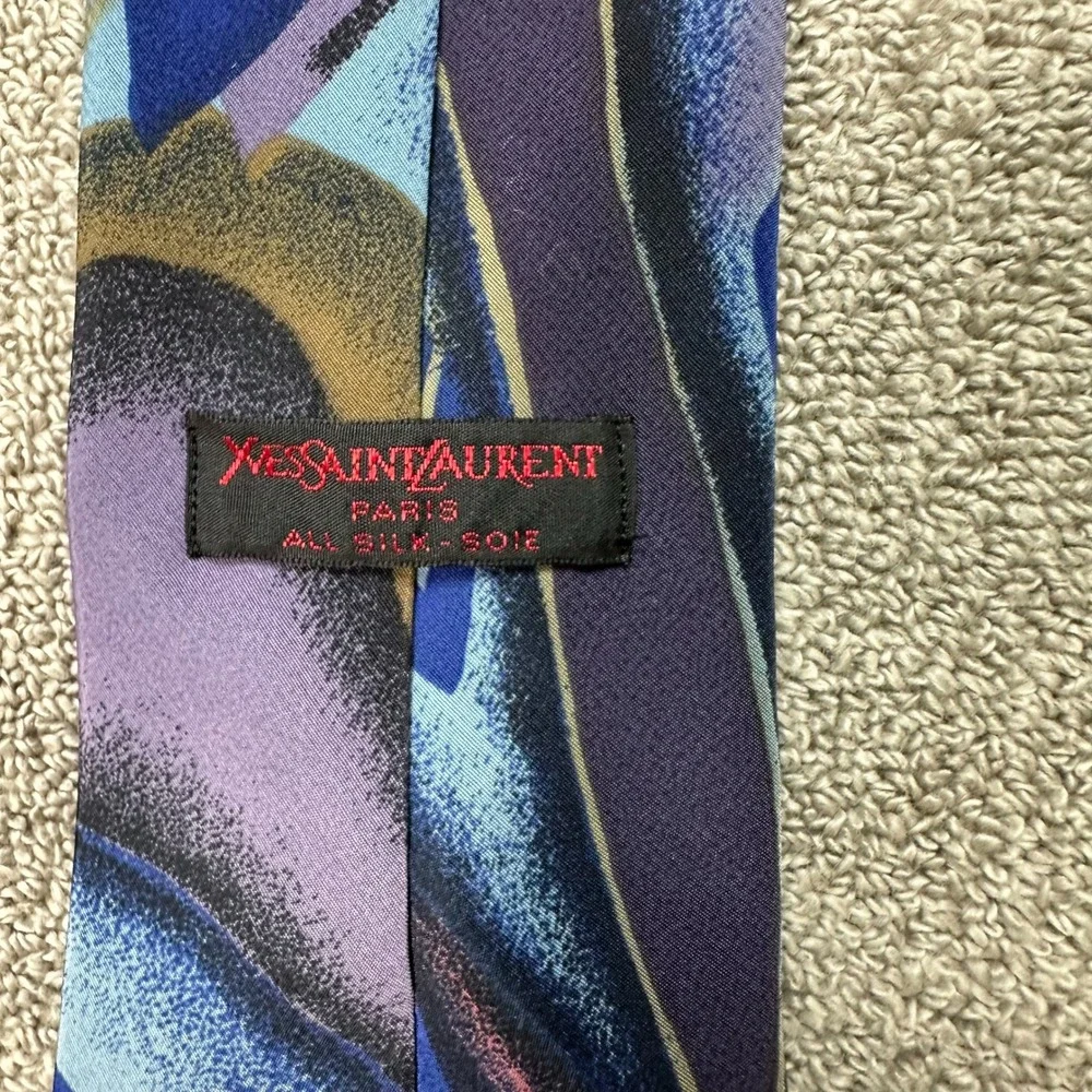 Yves Saint Laurent YSL Mens Silk Tie Blue Purple Abstract Geometric France